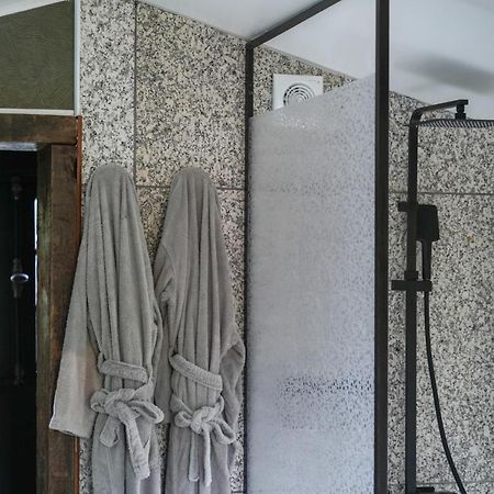 Cottage, Lodge & Spa Prouilly Luaran gambar