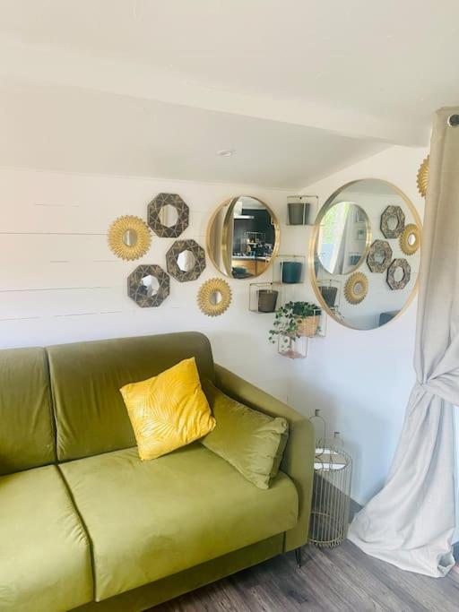 Cottage, Lodge & Spa Prouilly Luaran gambar